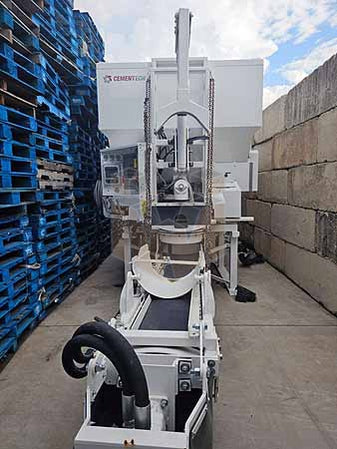 Cemen Tech SCD10-200 concrete dispenser: Brand New!