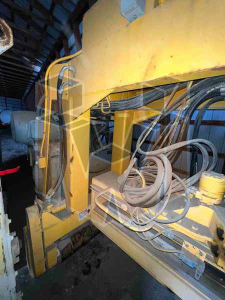 Heil pneumatic trailer