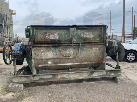 Columbia 81 cu ft mixer