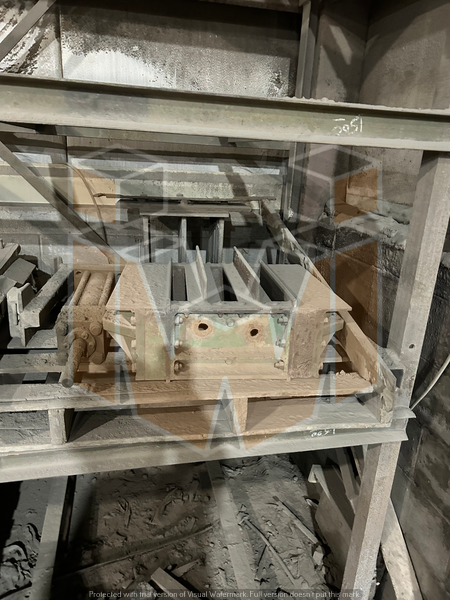 Columbia 22 mold boxes