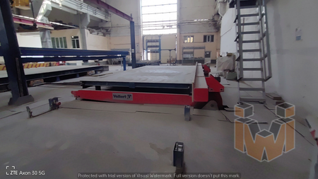 For producing precast walls (solid or multi-layer), slabs and other precast flat elements