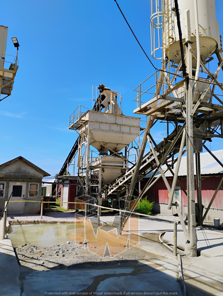 Batch Plant: 2 yd capacity