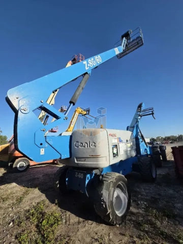 Genie Z-80/60 Articulating Boom Lift 76-85'