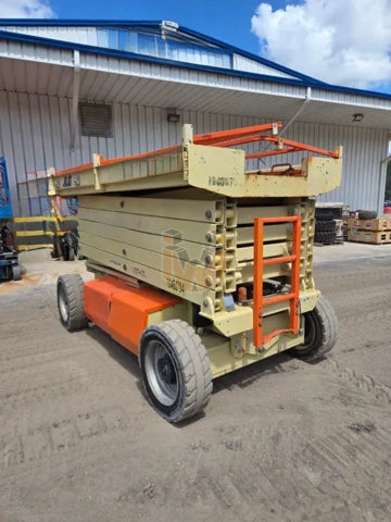 JLG Electric Scissor Lift 39-40'