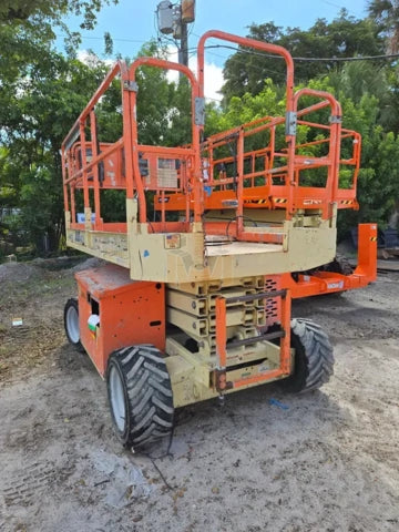JLG 4WD Scissor Lift 25'-27' IC