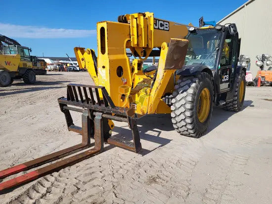 JCB Variable Reach 53'-69' Forklift 12000# 53'-69'
