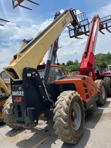 JLG Variable Reach Forklift