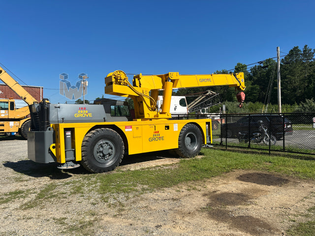 Grove 2535 Crane