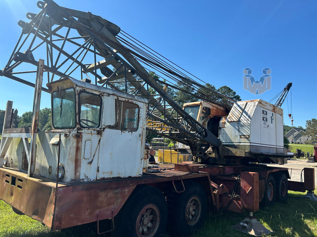 Bucyrus Erie 60-T Crane