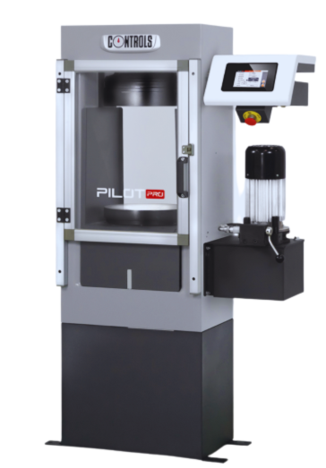 High-performance automatic compression machine for ASTM C39 tests. 1500 kN capacity, digital control, precision