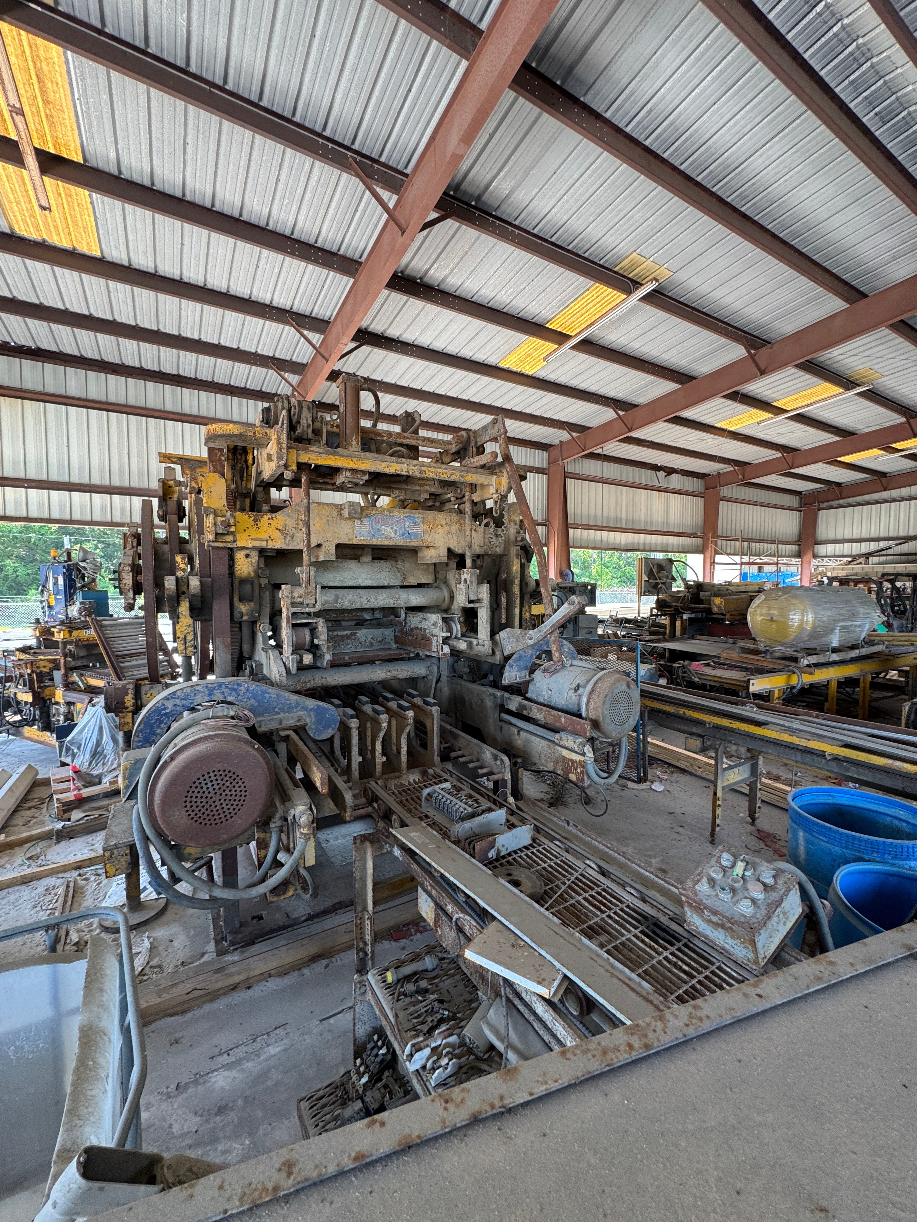 Besser V3-12 Block Plant