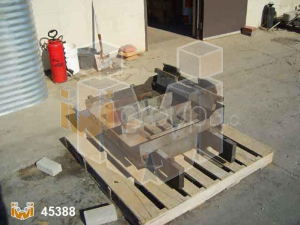 Besser 12" Header Mold Box