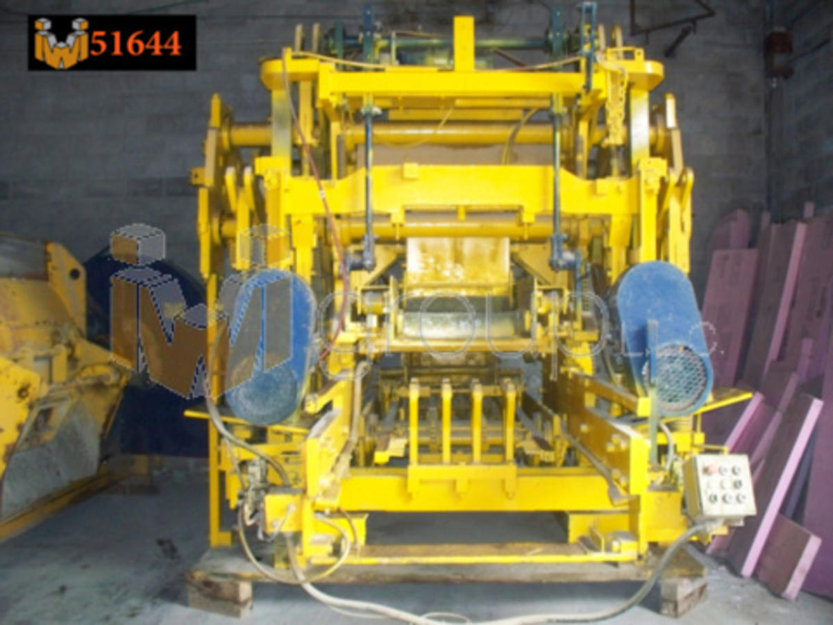 Besser Dynapac Block Machine