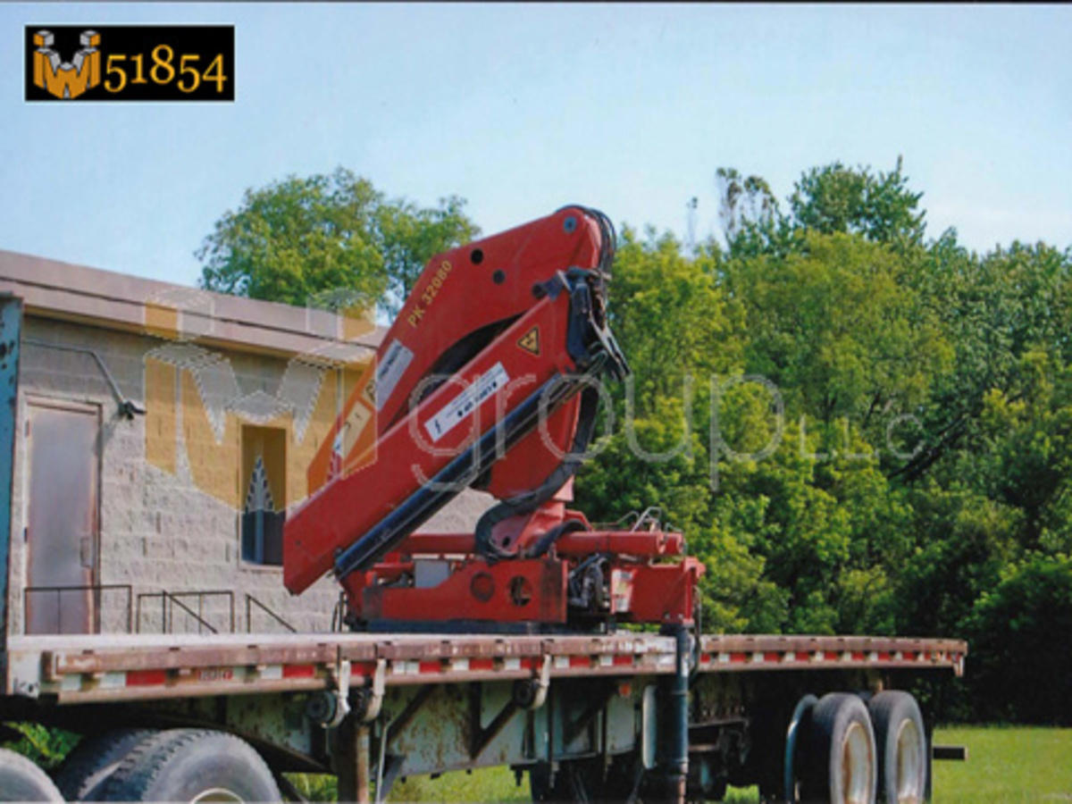 Volvo VNL64T Boom Truck