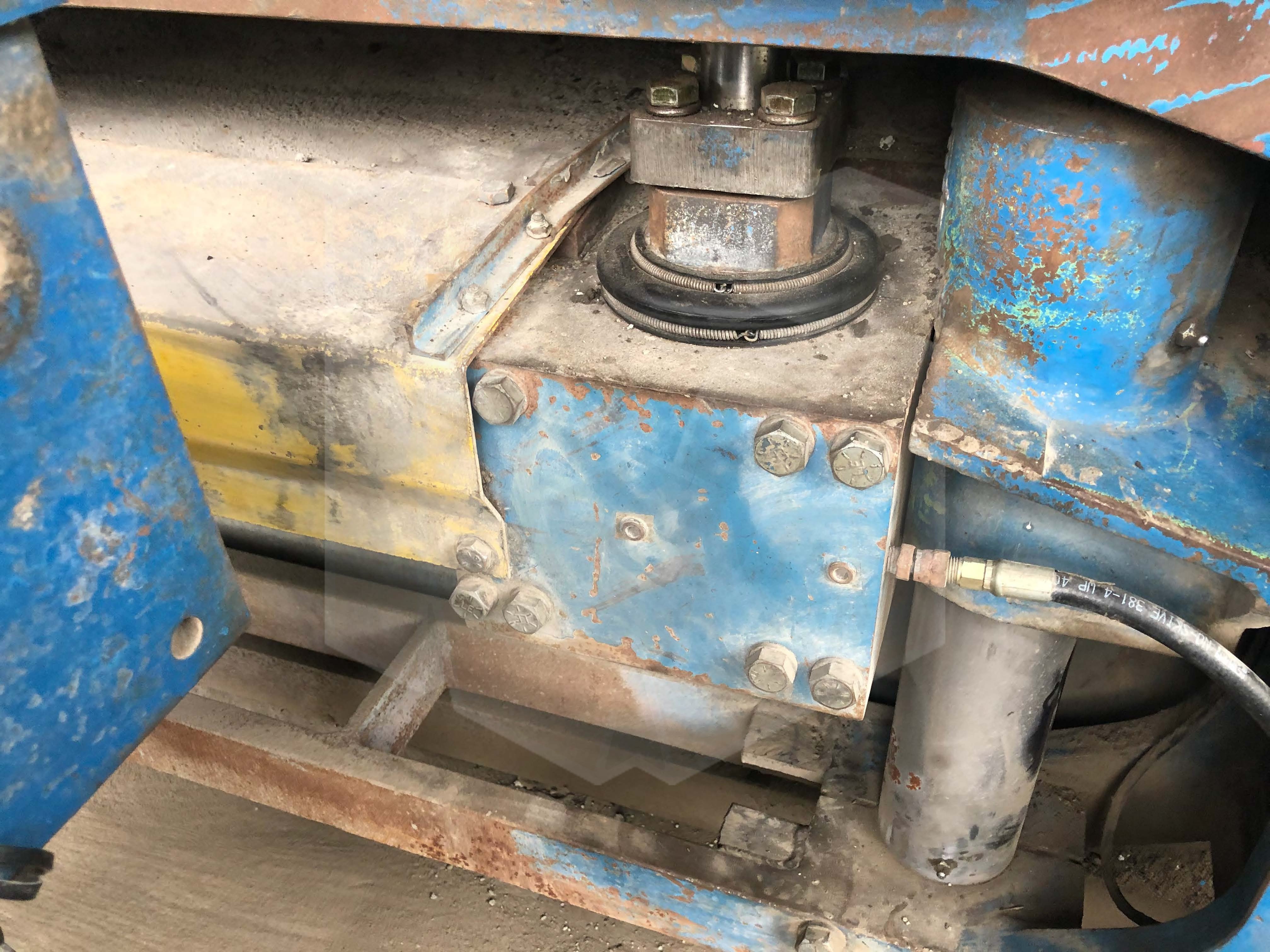 Columbia 1600 block machine