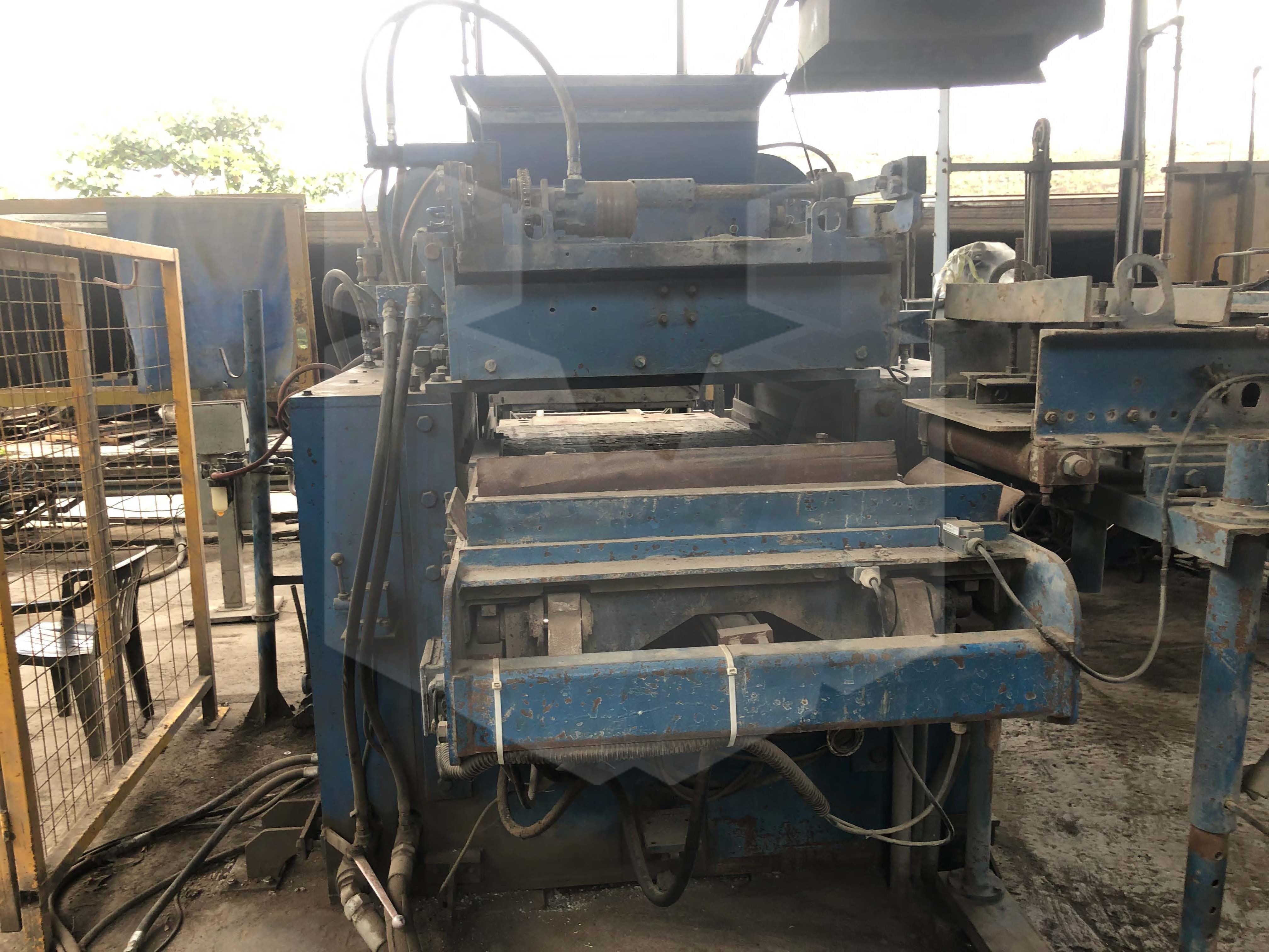 Columbia 1600 block machine