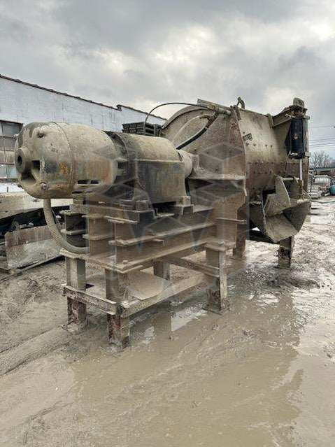 Stearns 54 cubic foot mixer