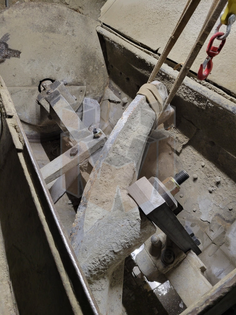 Stearns 54 cubic foot mixer