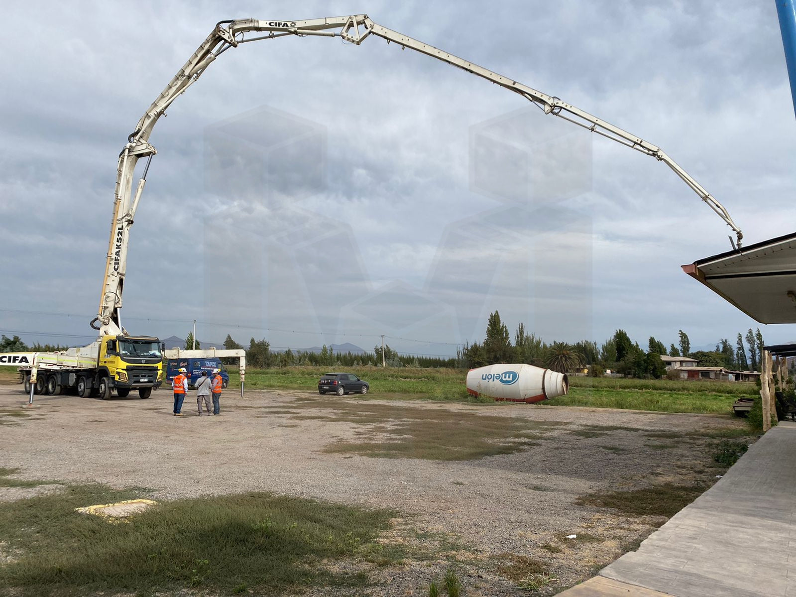 Volvo truck-mounted concrete boom pump