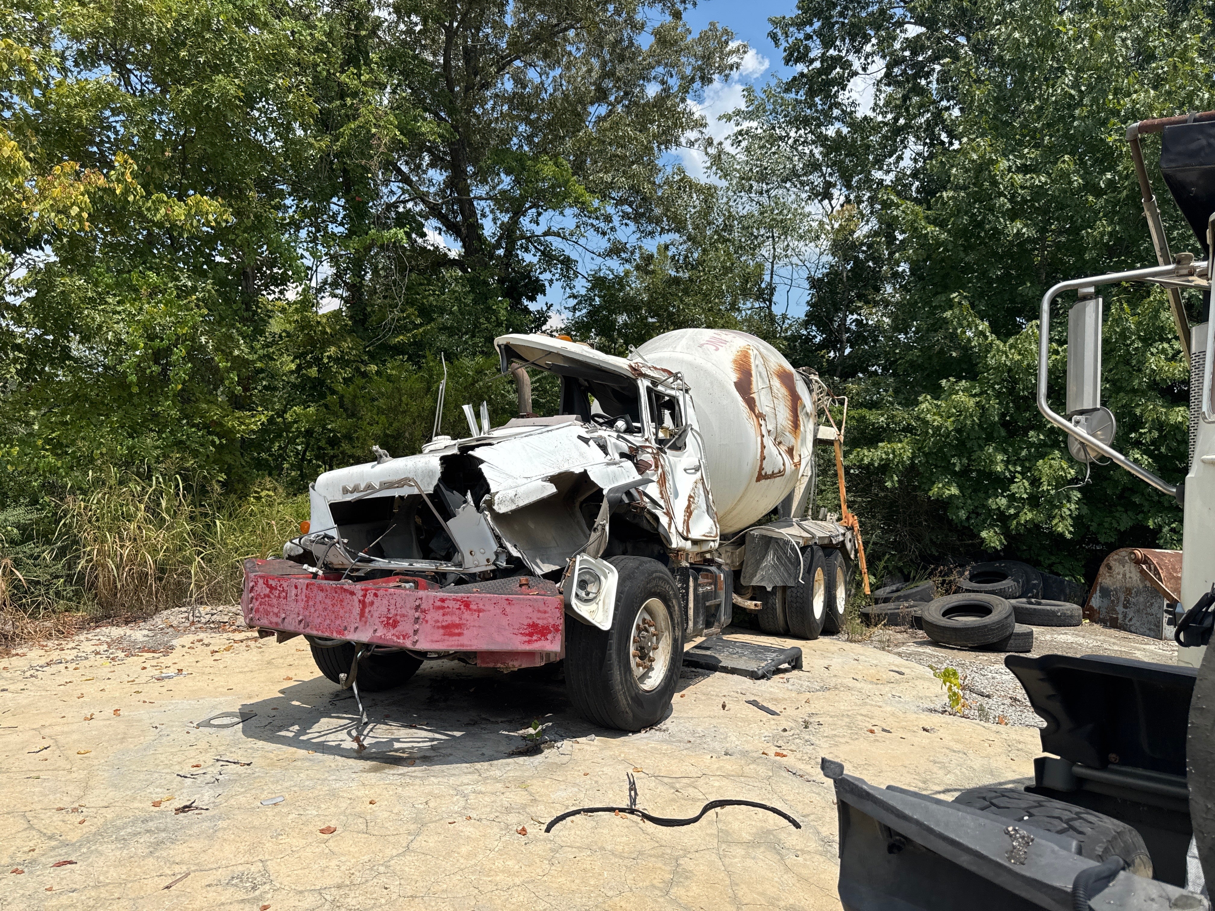 Mack Concrete Mixer (2)