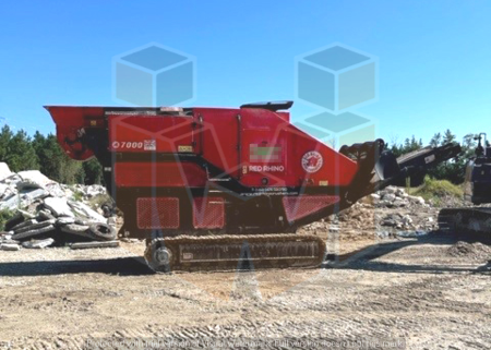 Red Rhino 7000 jaw crusher