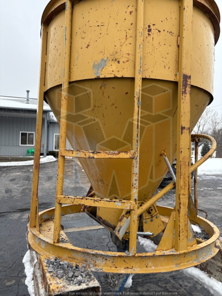 Concrete bucket