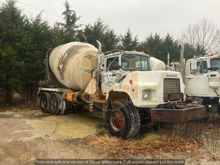 Mack Mixer Trucks (5)