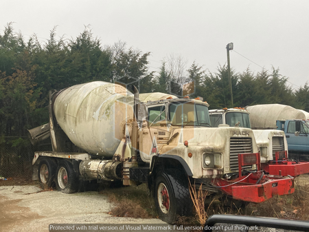 Mack Mixer Trucks (5)