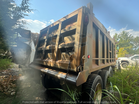 Volvo Tri-axle Dump Truck