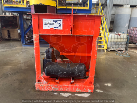 Concrete bucket