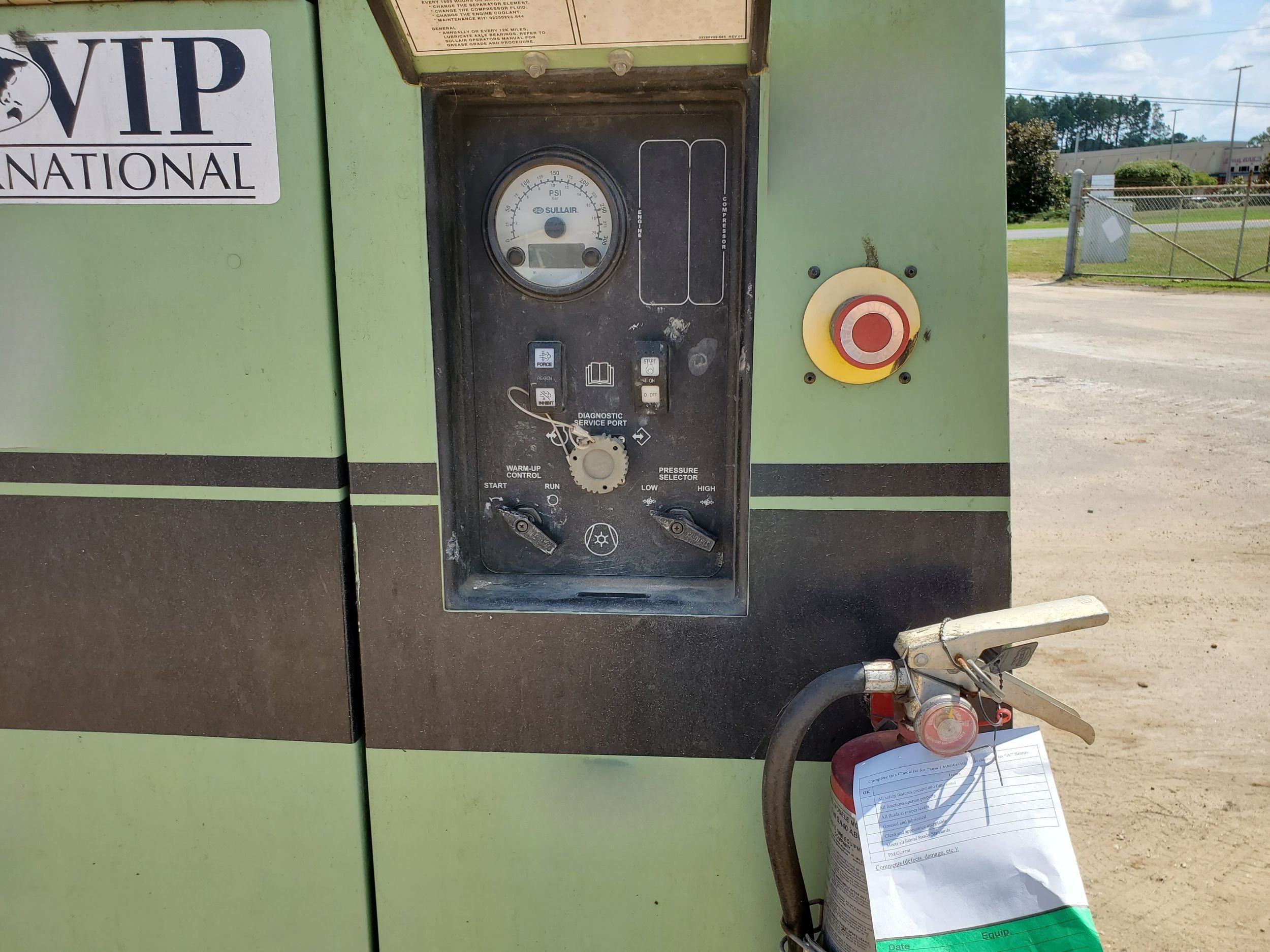Air Compressors: 350-450 cfm