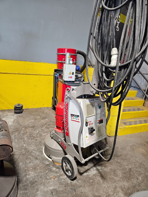 HUSQVARNA BMG-555 Concrete Grinder