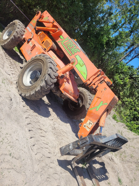 Xtreme Variable Reach Forklift