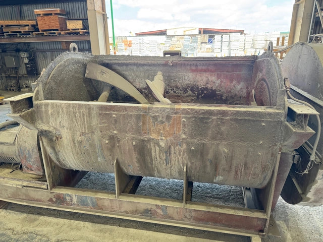 Columbia 81 cu. ft. Mixer