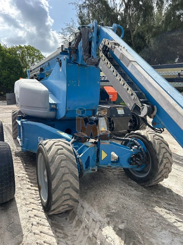 Genie Boom 135' Articulating LC 4Wd