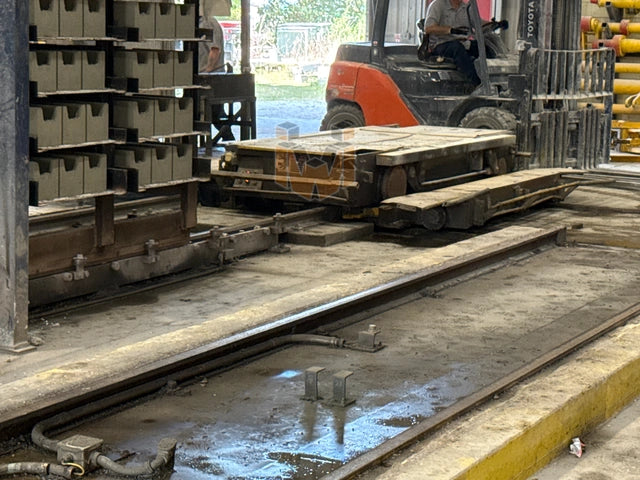 Besser Spade Loader/Unloader
