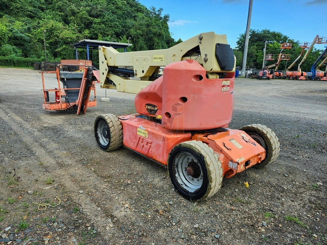 JLG Boom Lift 40-42' Articulating Electric