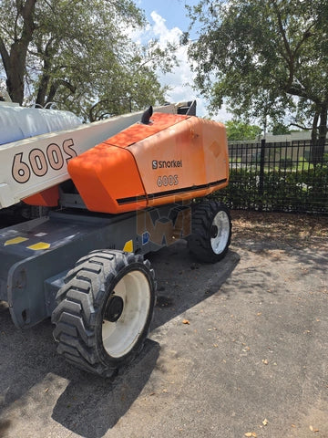 Snorkel Telescopic Boom Lift 60-64'