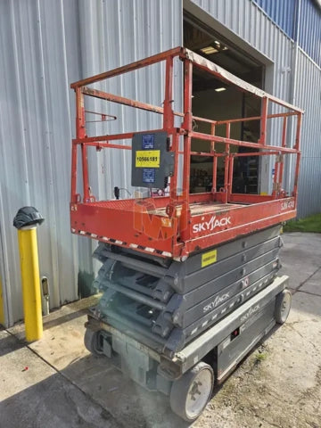 SkyJack Scissor Lift 39-40' Electric 45-48"Wide