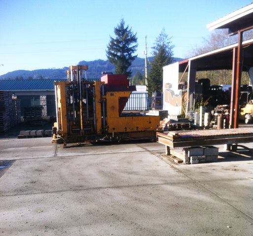 Knauer 400-5 paver machine: 25+ mold boxes