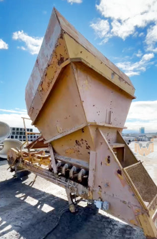 Hawkeye PipePlus Feeder