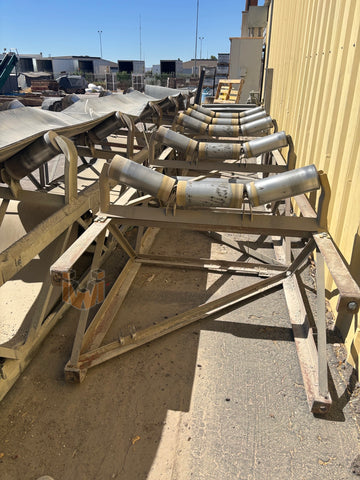 Conveyor belt: 52'L x 4'W x 2' tall