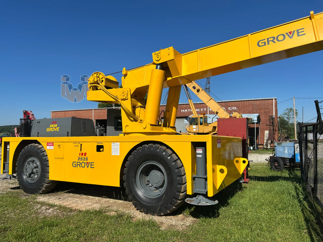 Grove 2535 Crane