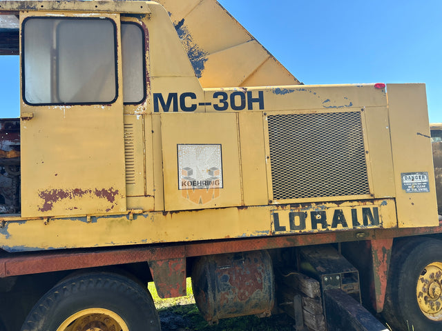 Koehring MC-30H Crane