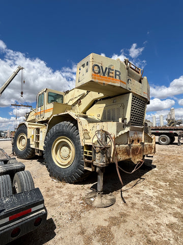 Grove RT990 crane