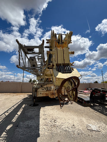 Grove RT990 crane