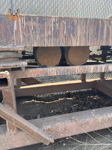Vibrating conveyors