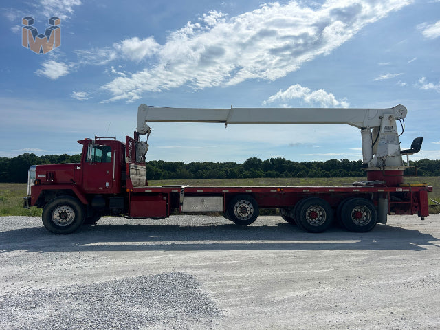 International QMC Boom Truck