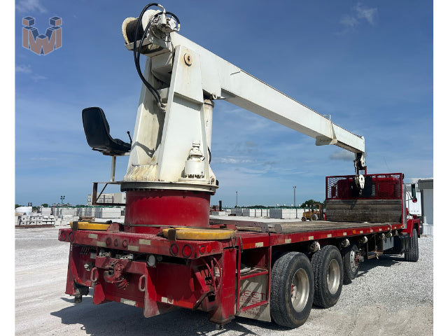 International QMC Boom Truck