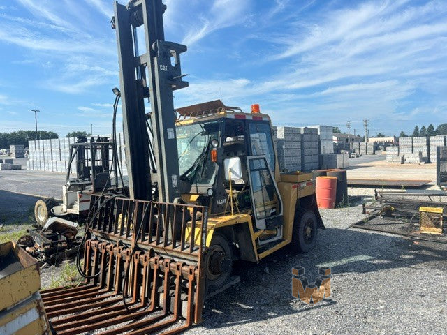 Caterpillar DP70 Forklift